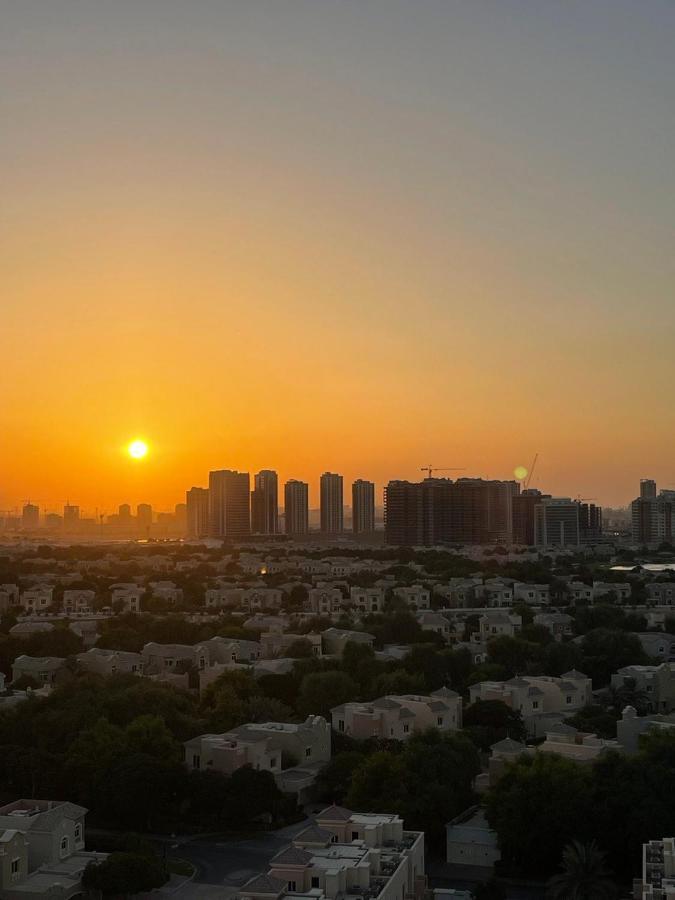 Great View, Sportcity, Parking Included, * Dubaï